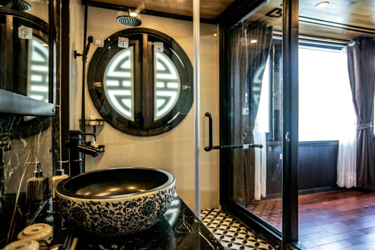 Hotel Cozy Boutique Cruise Dong Khe Sau Exterior foto